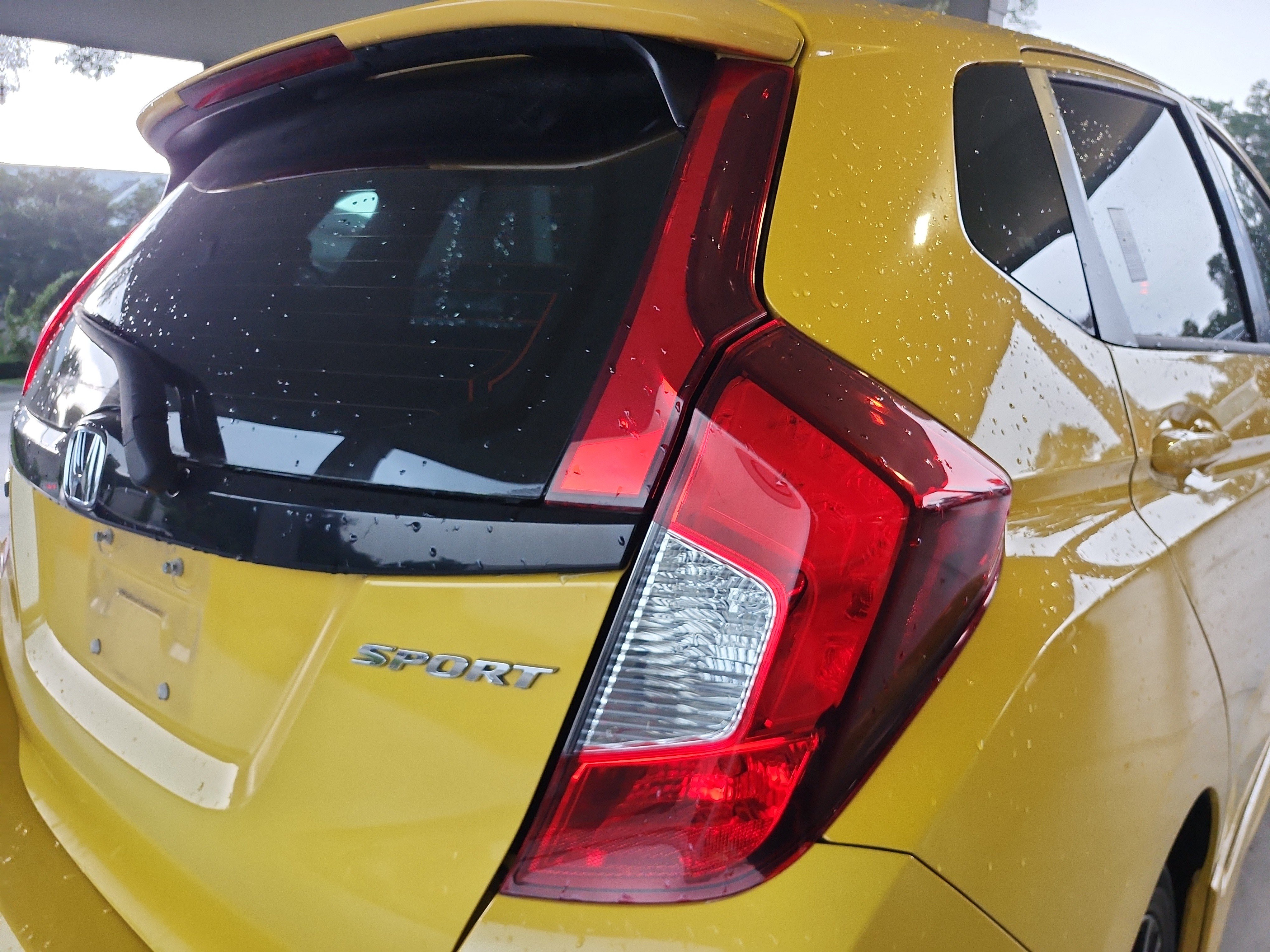Used 2018 Honda Fit Sport image 28