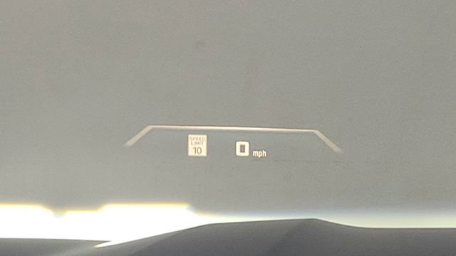 Used 2025 BMW X7 M60i image 46