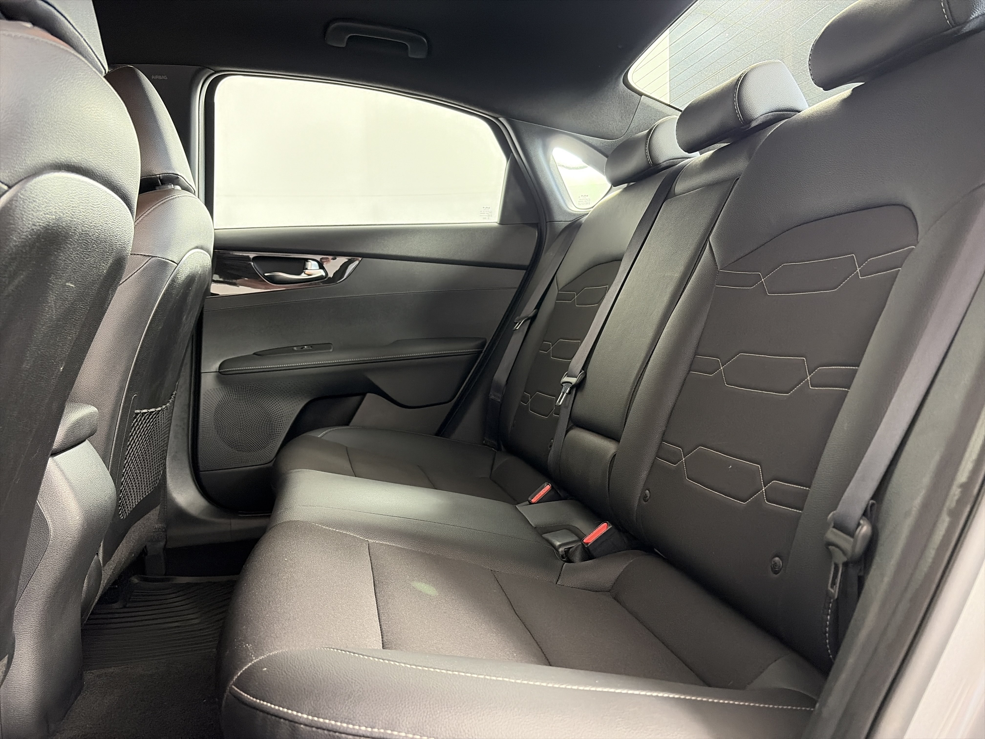 Certified 2023 Kia Forte GT-Line FWD image 7