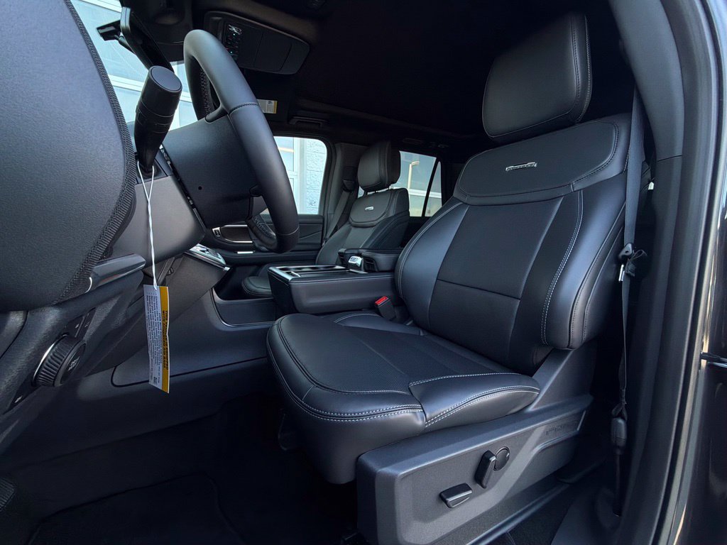 New 2027 Ford Expedition Max Platinum w/ Stealth Appearance Package AWD/4WD image 5