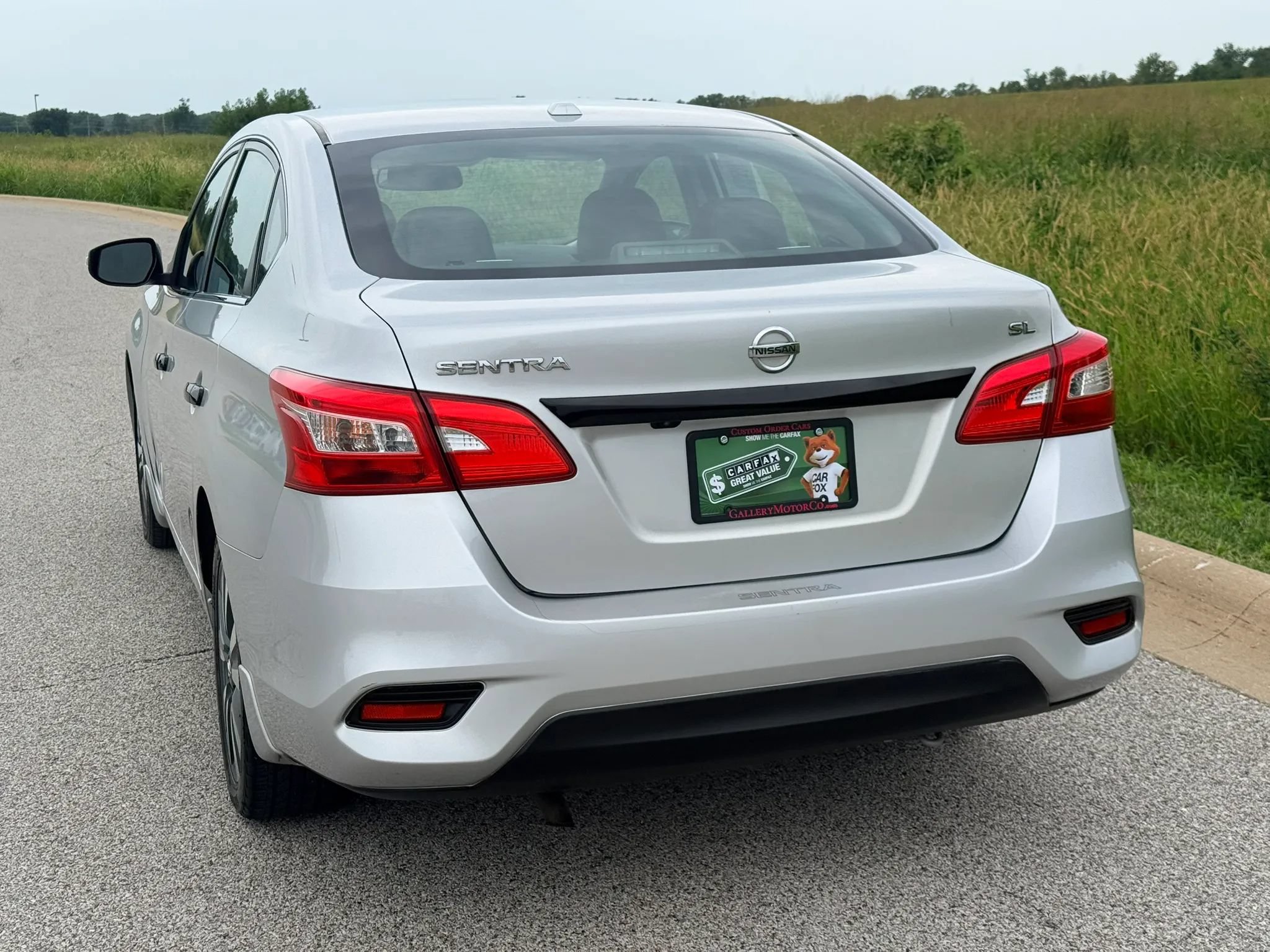 Used 2018 Nissan Sentra SL w/ Protection Package FWD image 17