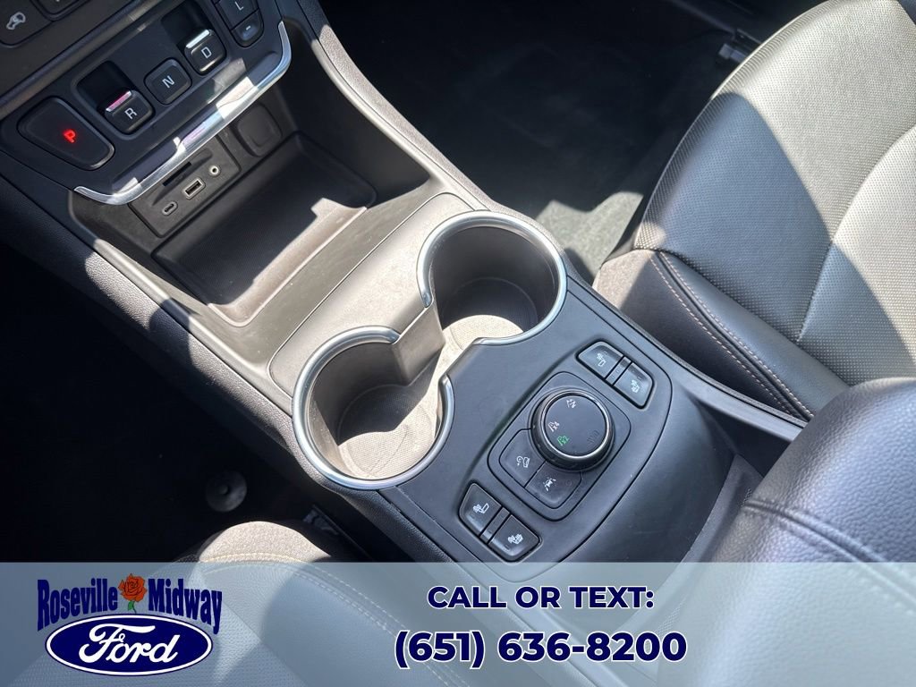 Used 2018 GMC Terrain SLT w/ Preferred Package AWD/4WD image 16