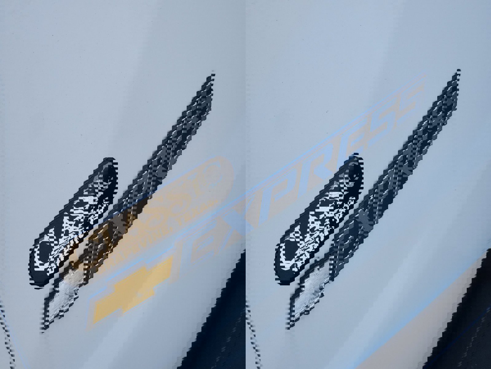 New 2025 Chevrolet Express 2500 Extended w/ Driver Convenience Package image 8