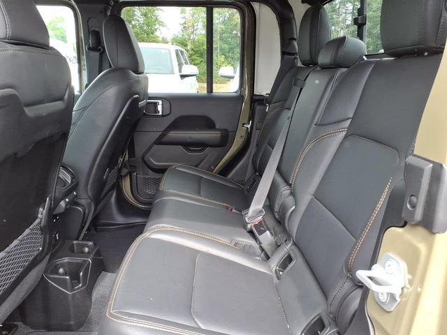 Certified 2025 Jeep Gladiator Sport AWD/4WD image 17