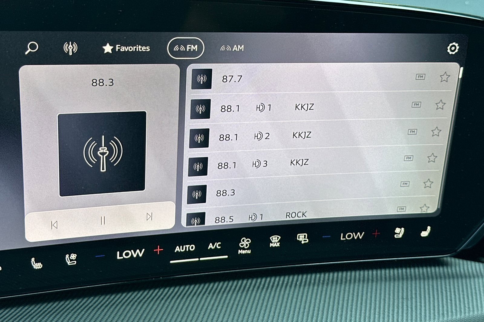 New 2026 Audi SQ5 Premium Plus AWD/4WD image 17