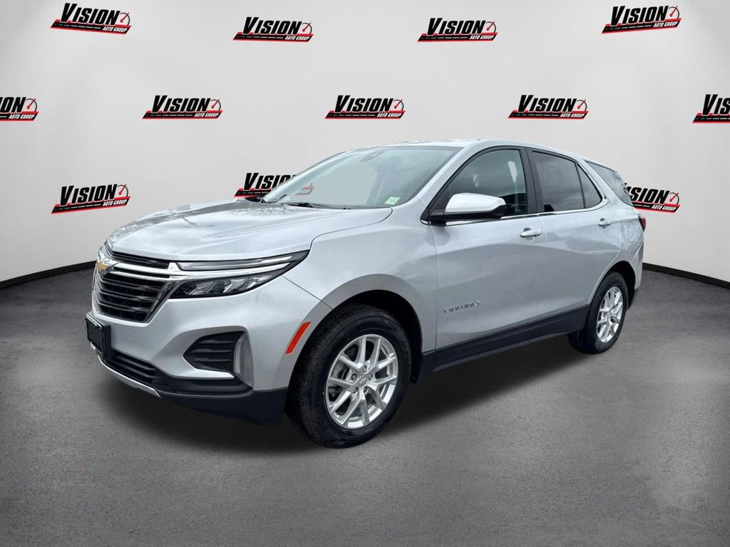 Used 2022 Chevrolet Equinox LT image 1