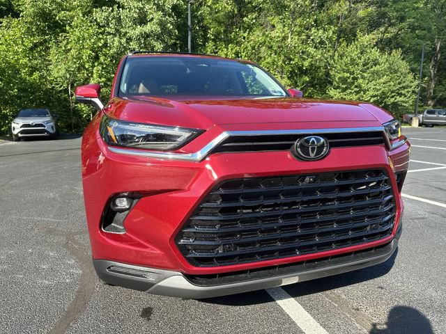 New 2026 Toyota Grand Highlander AWD image 11