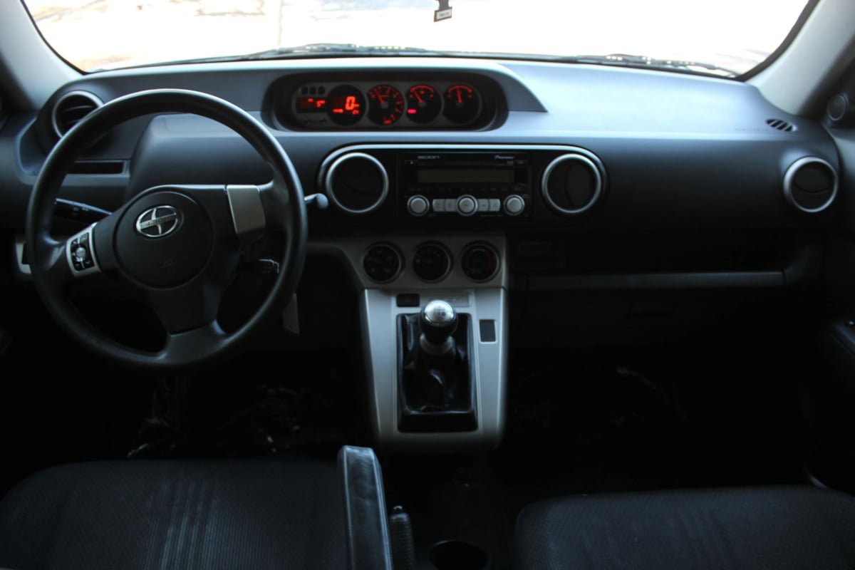 Used 2009 Scion xB FWD image 11