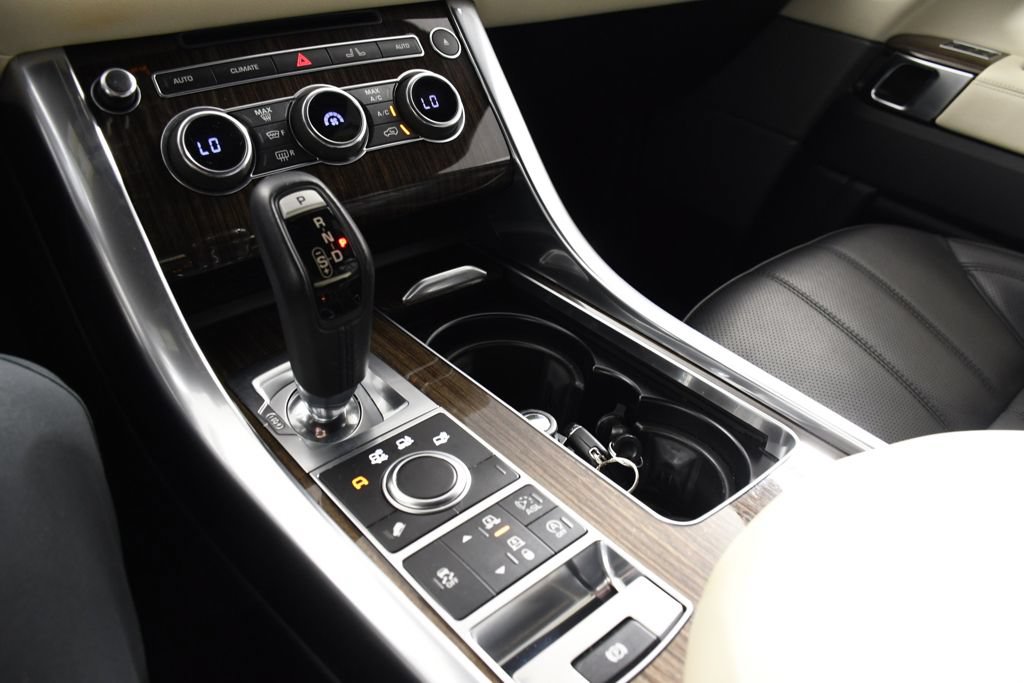 Used 2015 Land Rover Range Rover Sport HSE AWD/4WD image 31