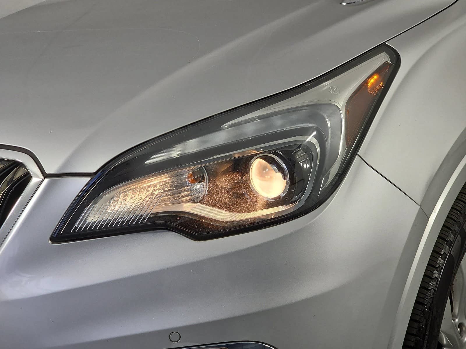 Used 2016 Buick Envision Premium AWD/4WD image 30