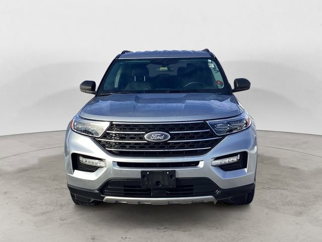Used 2023 Ford Explorer XLT w/ Equipment Group 202A image 8