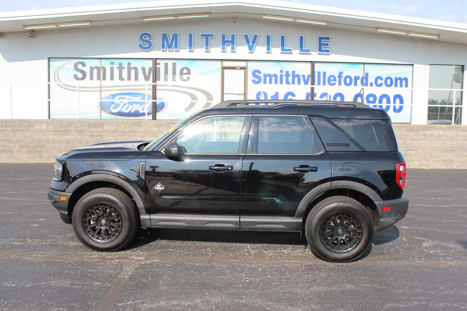 Used 2022 Ford Bronco Sport Outer Banks image 2