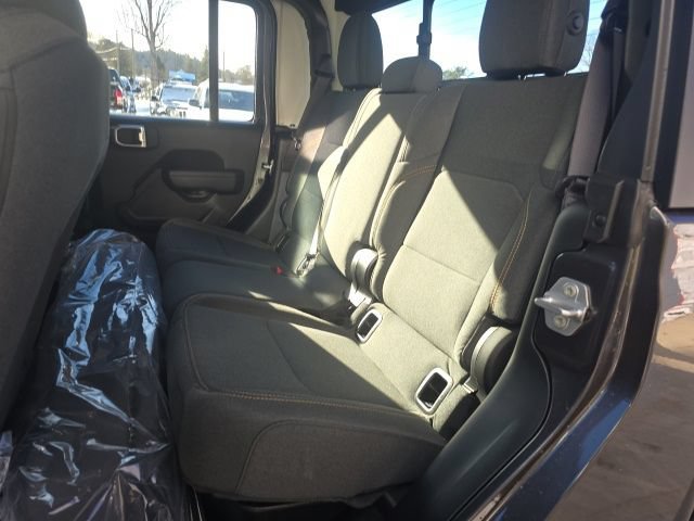 New 2026 Jeep Gladiator Sport AWD/4WD image 24