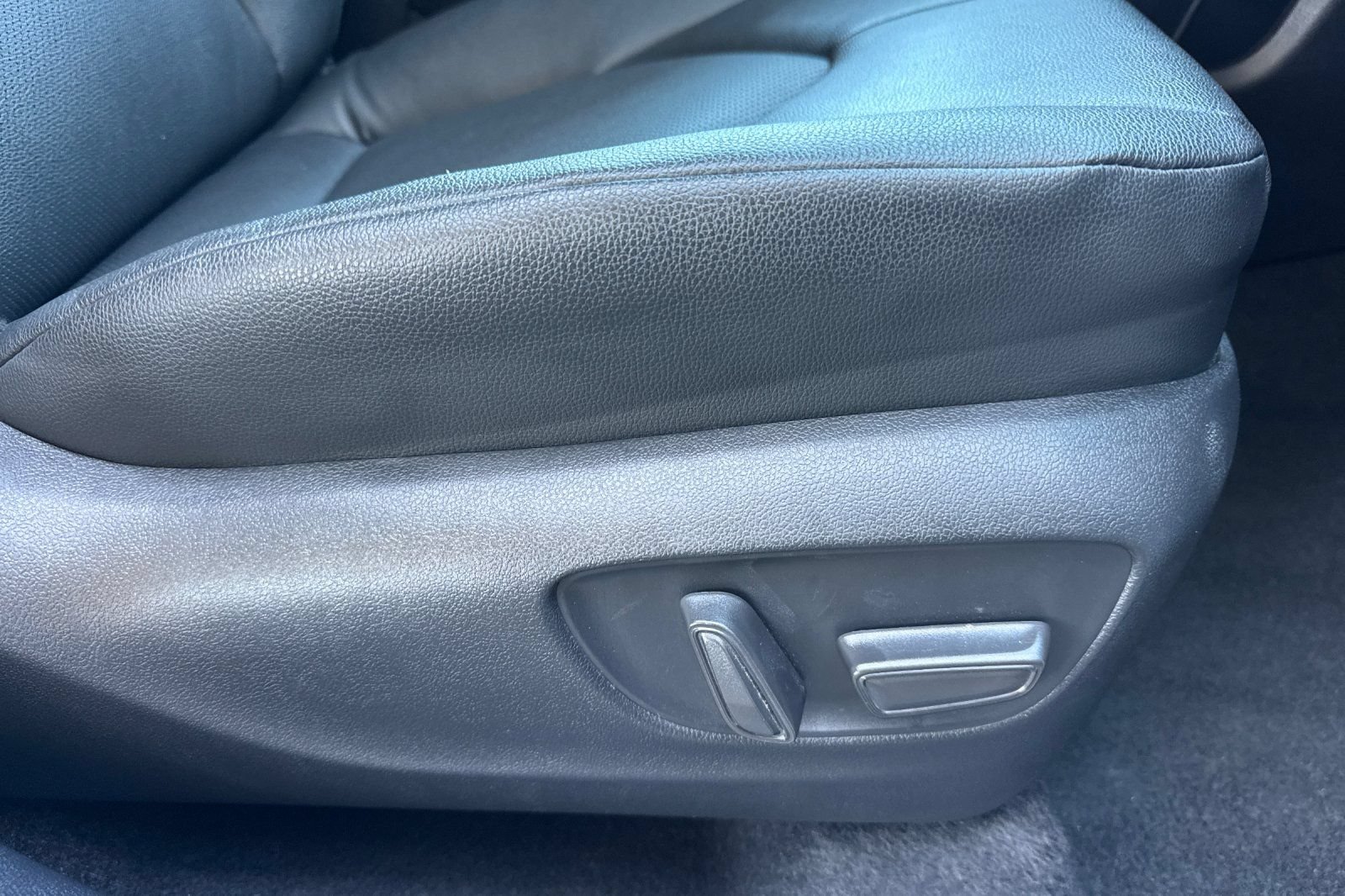 Certified 2025 Toyota Grand Highlander FWD image 25