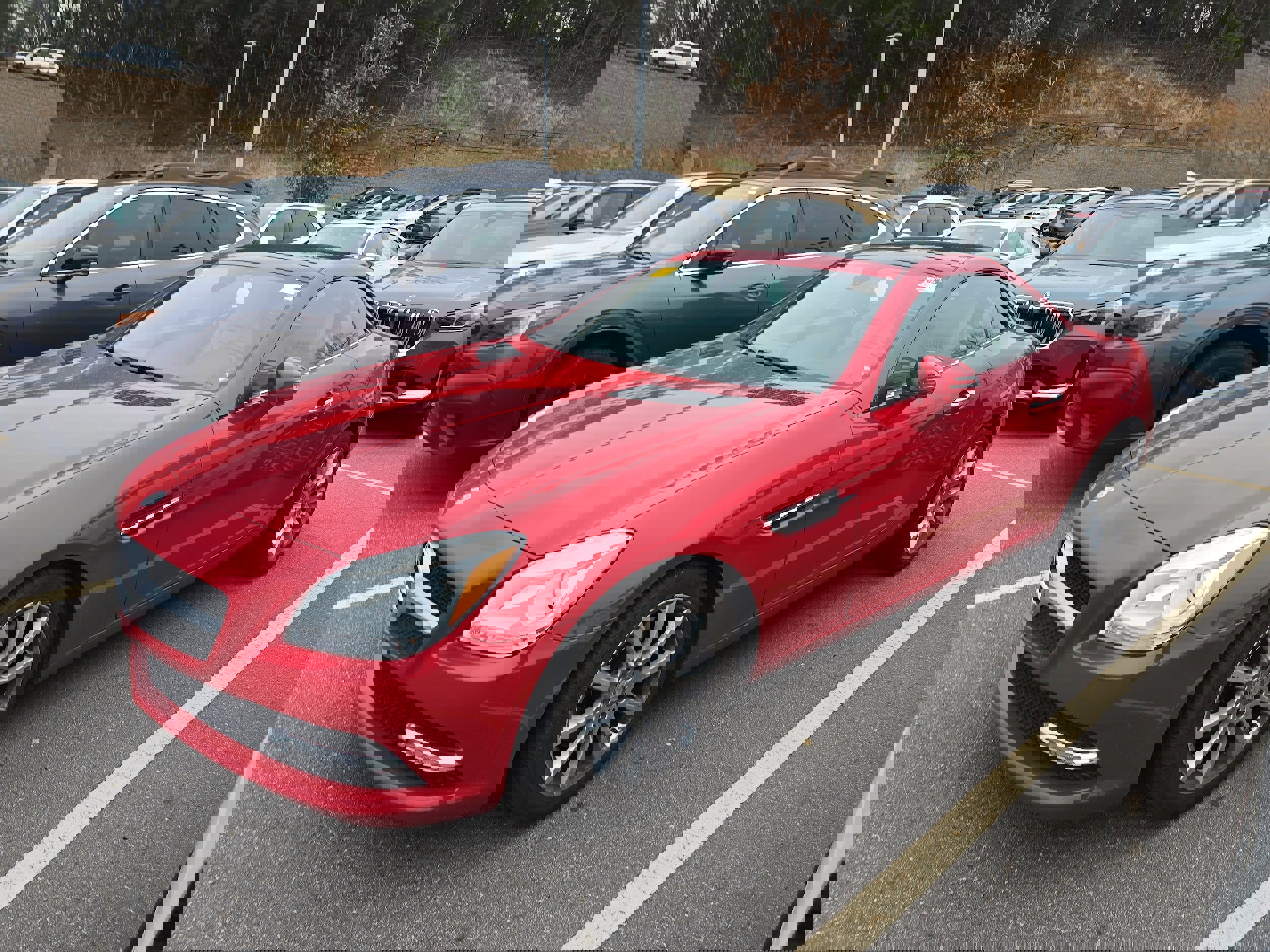 Used 2016 Mercedes-Benz SLK 300 image 4