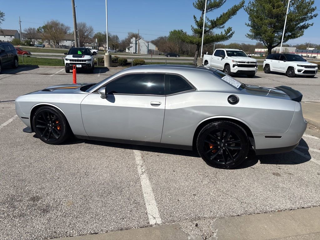 Used 2023 Dodge Challenger GT w/ Plus Package image 17