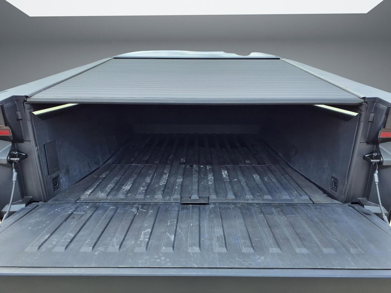 Used 2024 Tesla Cybertruck Cyberbeast image 10