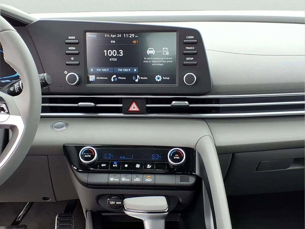 New 2026 Hyundai Elantra Sport FWD image 12
