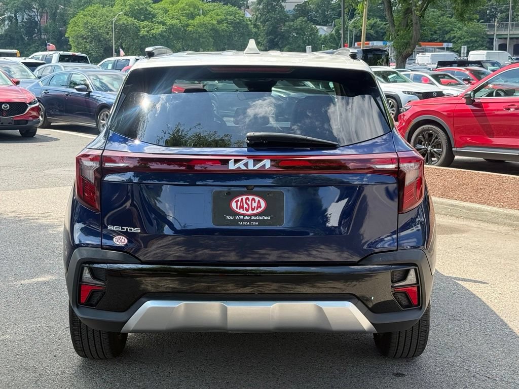 Used 2024 Kia Seltos S FWD image 7