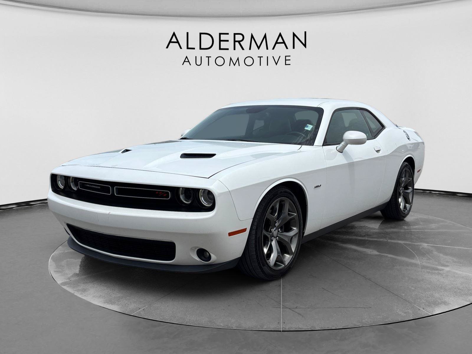 Used 2015 Dodge Challenger R/T Plus RWD image 1