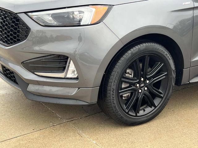 Used 2023 Ford Edge ST-Line w/ Class II Trailer Tow Package image 8