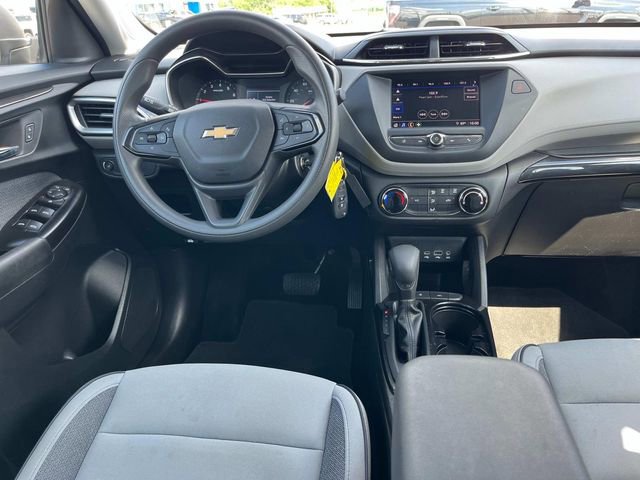 Certified 2021 Chevrolet TrailBlazer LS w/ LPO, Blackout Package image 12