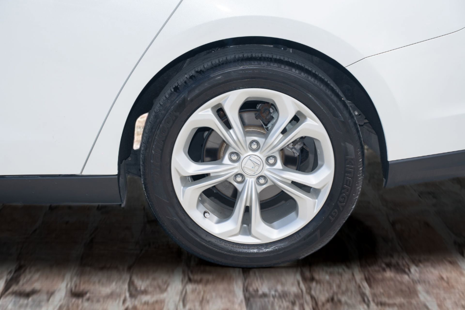 Used 2023 Honda Accord LX image 36