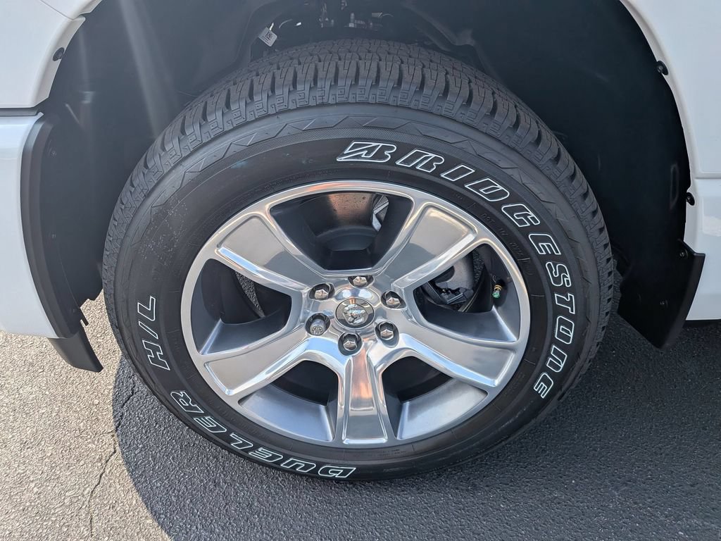 New 2026 RAM 1500 Express RWD image 9