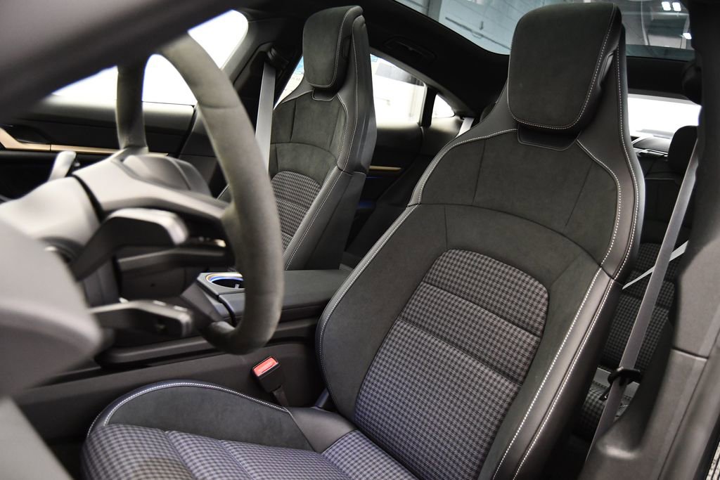 Certified 2025 Porsche Taycan 4S image 44