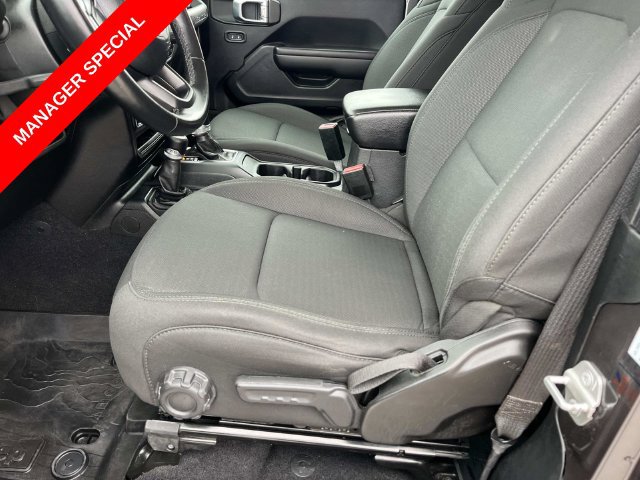Certified 2021 Jeep Wrangler Sport AWD/4WD image 18
