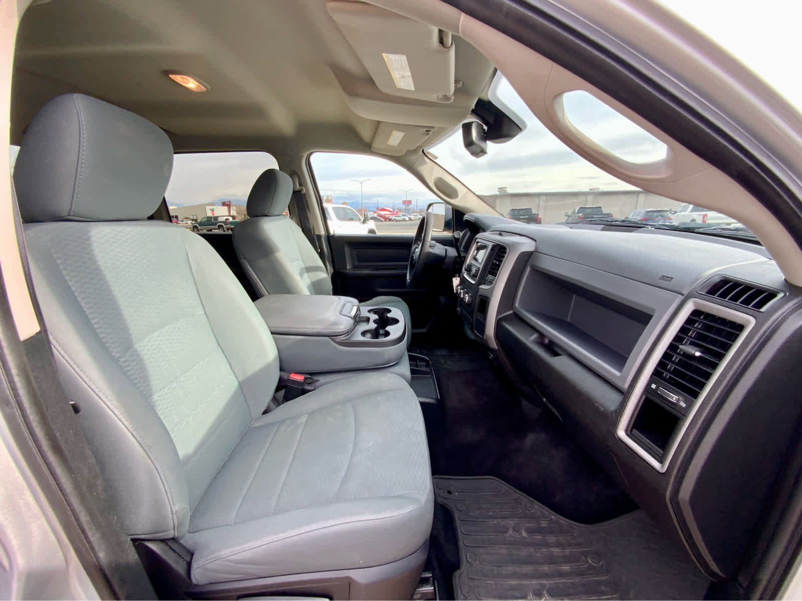 Used 2016 RAM 2500 Tradesman w/ Chrome Appearance Group image 26