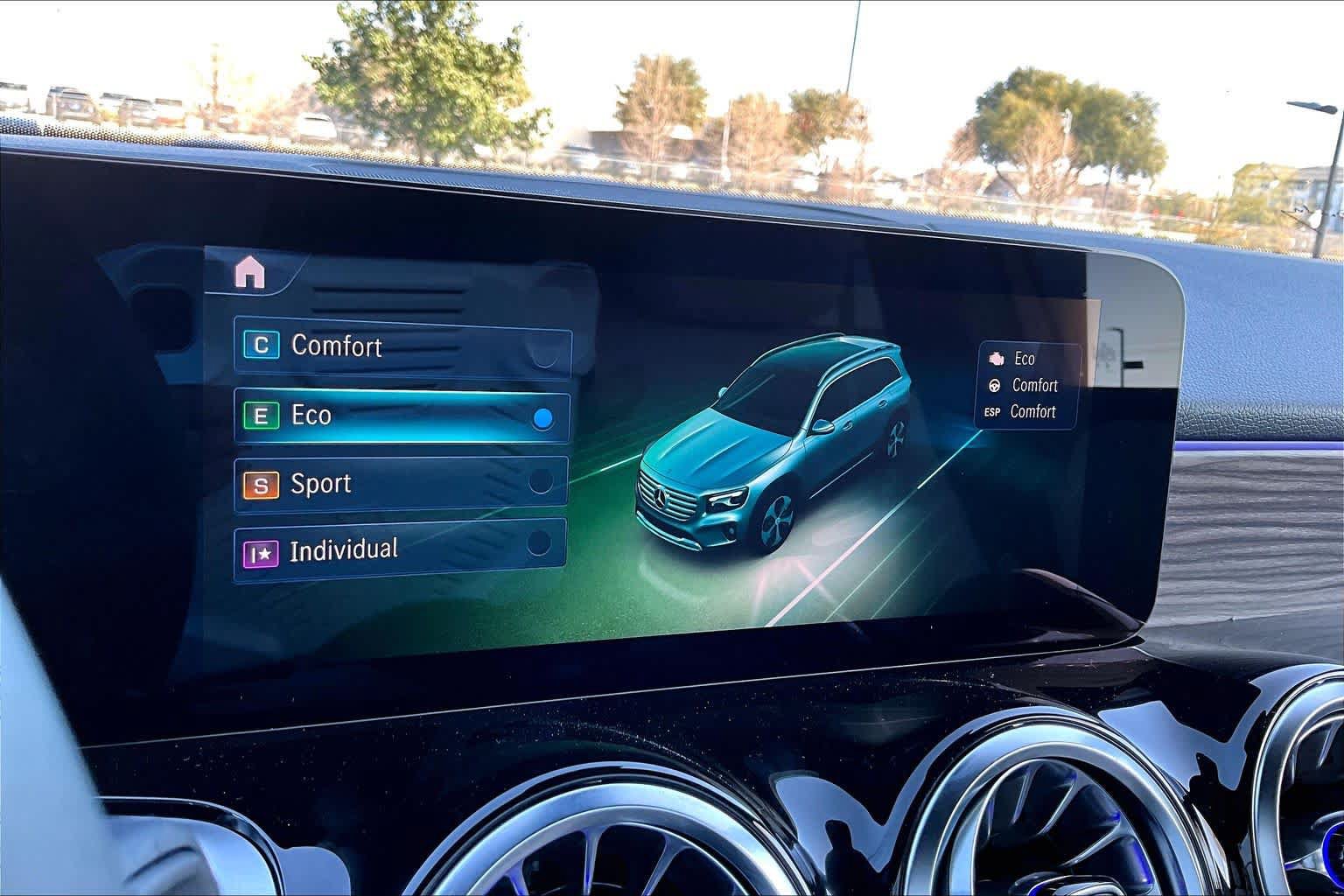 New 2026 Mercedes-Benz GLB 250 image 20