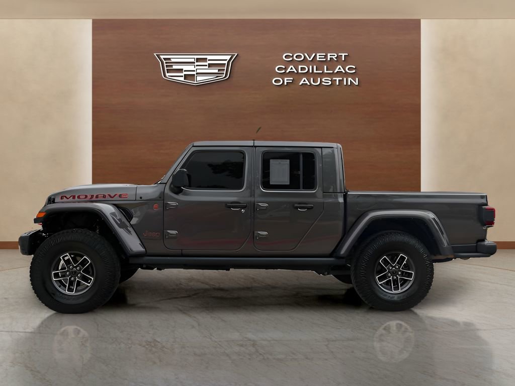 Used 2024 Jeep Gladiator Mojave AWD/4WD image 2