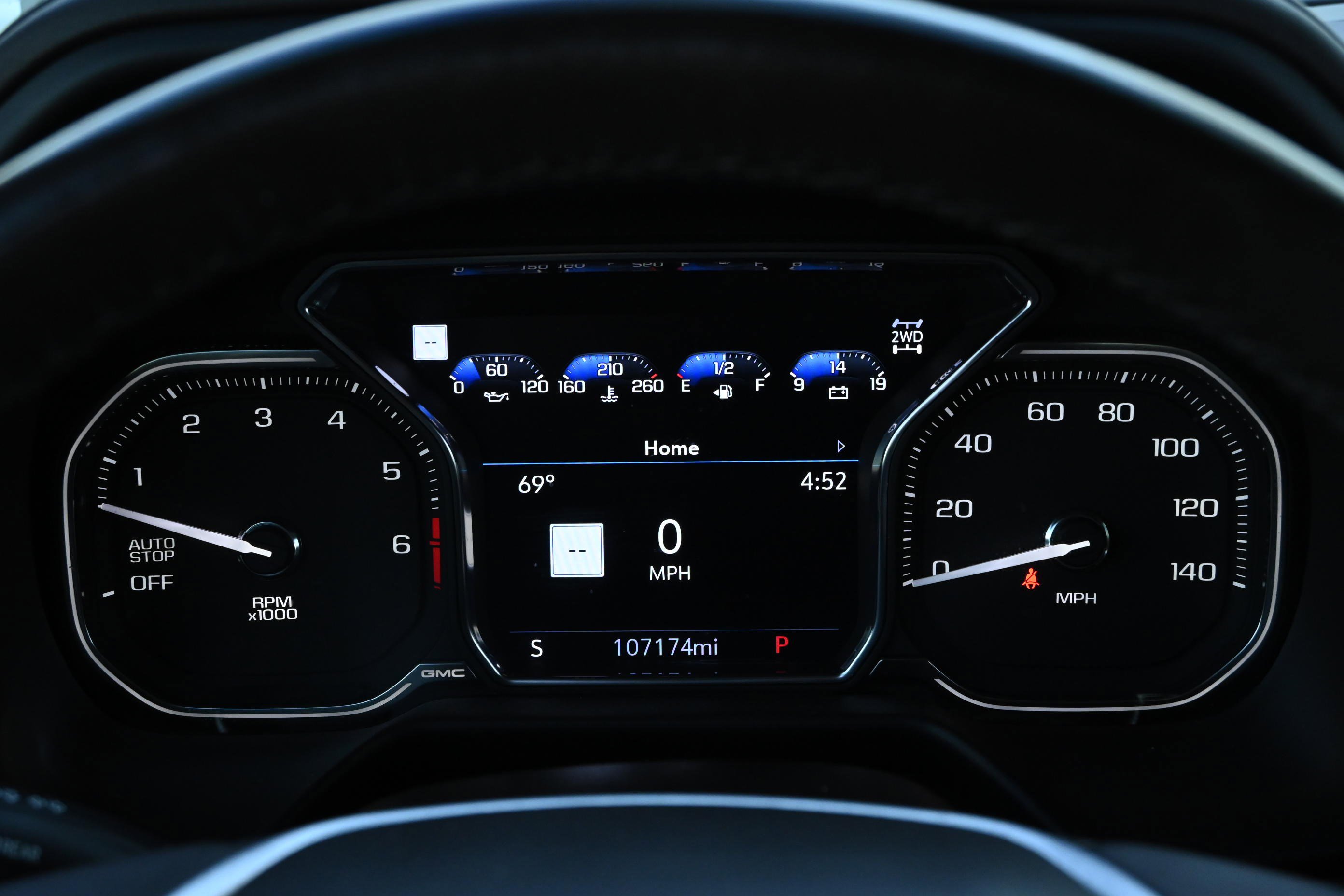 Used 2021 GMC Yukon SLT w/ SLT Premium Package image 15