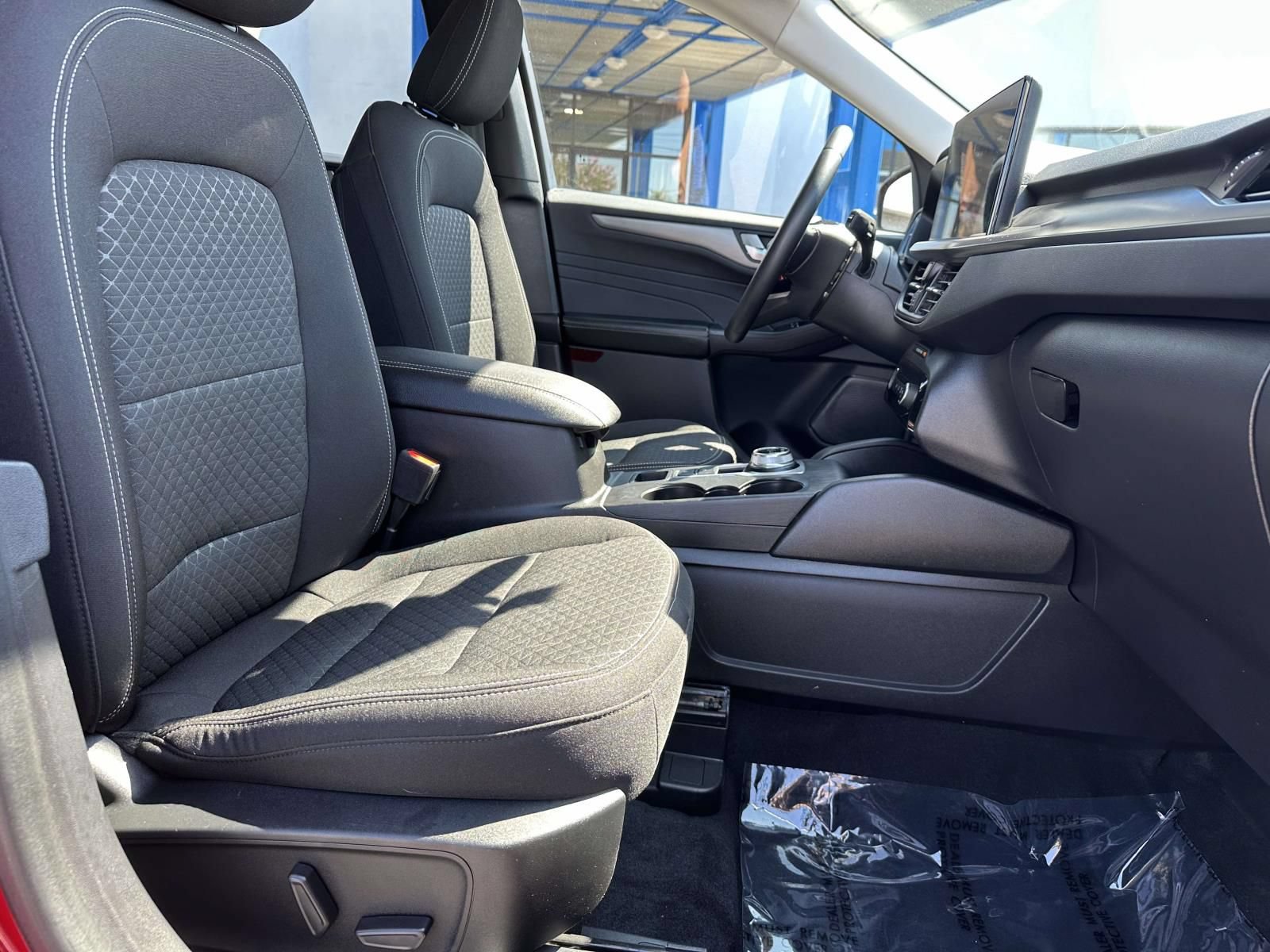 Used 2023 Ford Escape Active w/ Tech Pack #2 AWD/4WD image 29