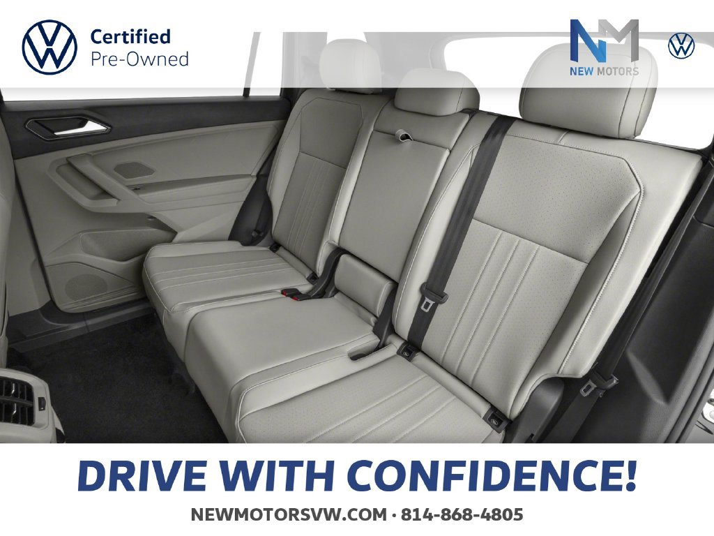 Used 2024 Volkswagen Tiguan SE R-Line AWD/4WD image 8