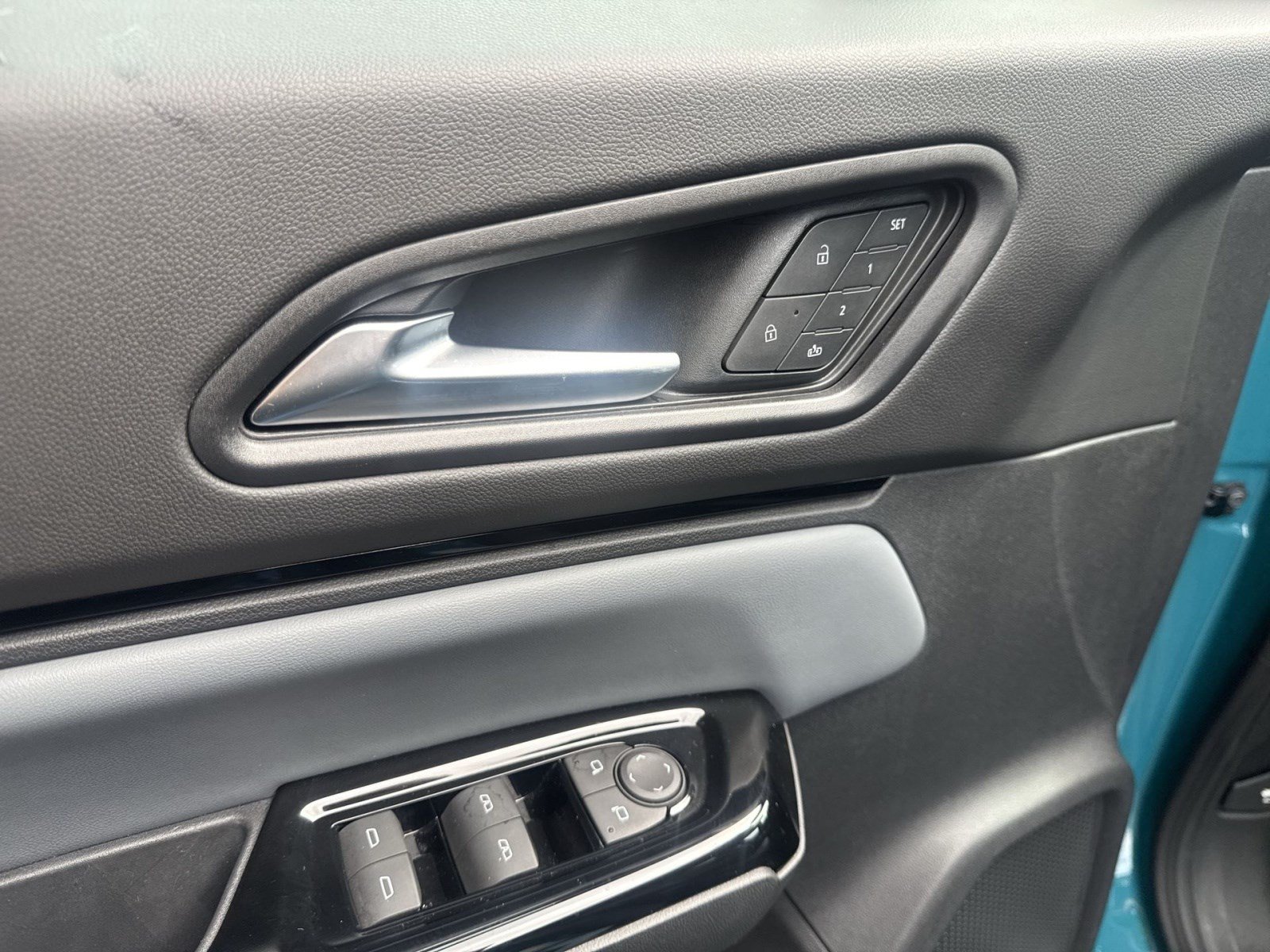 Used 2024 Honda Prologue Touring image 15