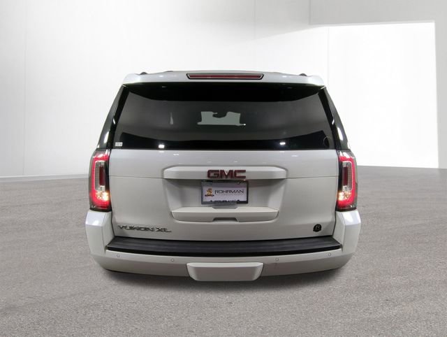 Used 2017 GMC Yukon XL SLT w/ Open Road Package image 16
