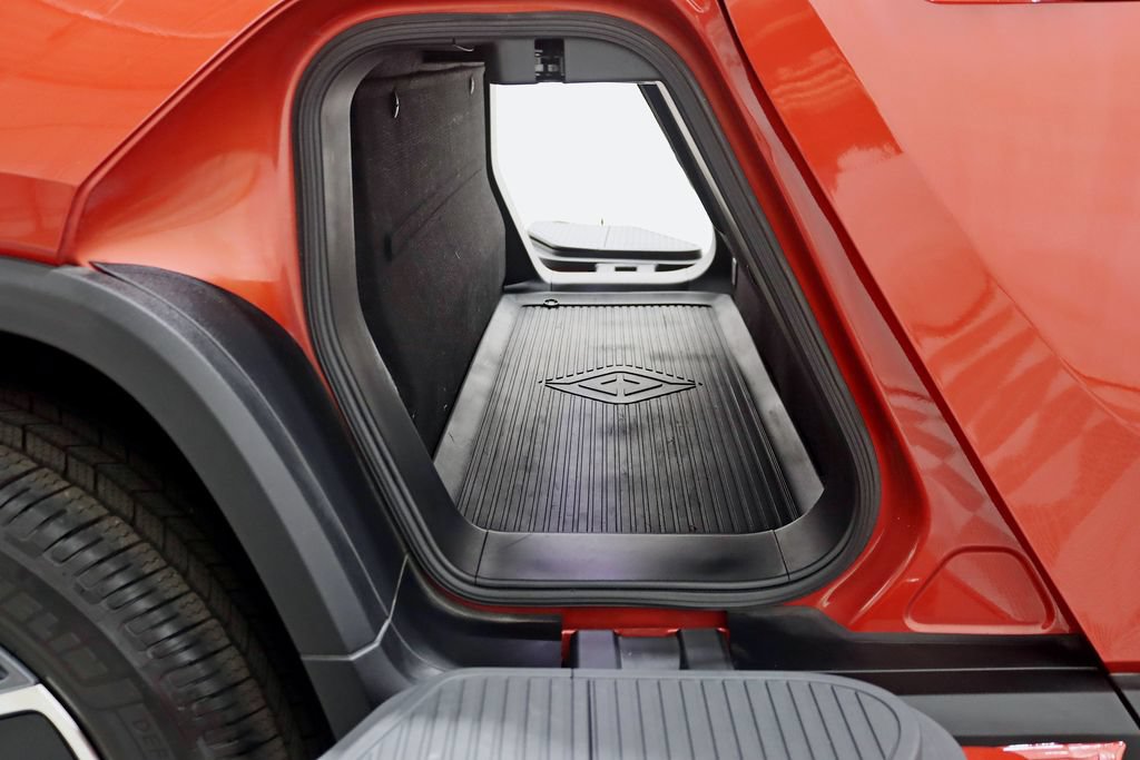 Used 2022 Rivian R1T Adventure AWD/4WD image 13