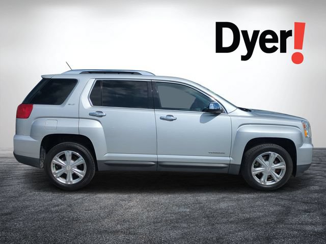 Used 2017 GMC Terrain SLT w/ Driver Alert Package I FWD image 2