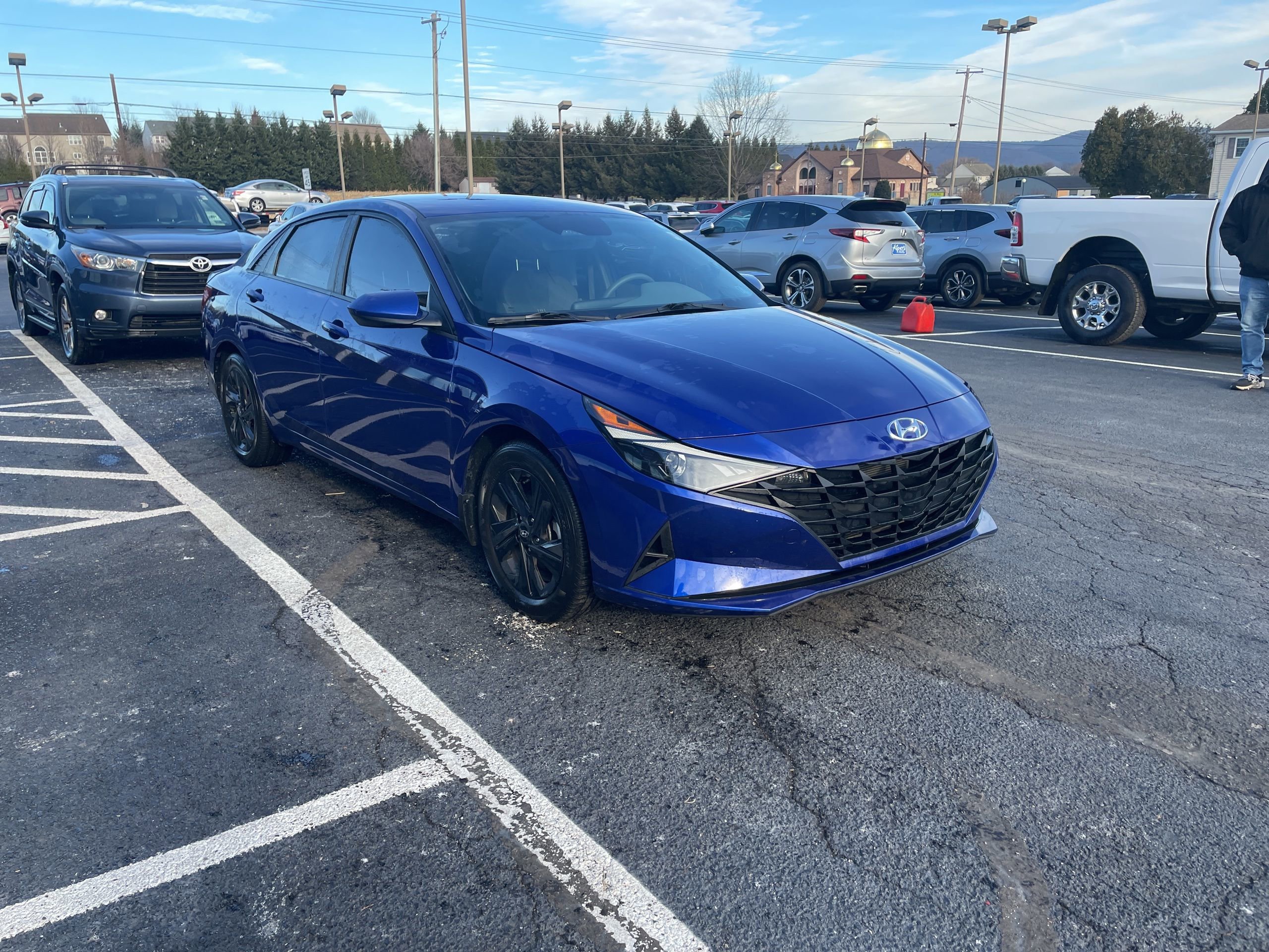 Used 2023 Hyundai Elantra SEL image 8