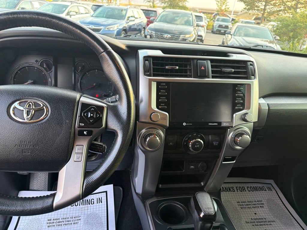 Used 2022 Toyota 4Runner SR5 Premium w/ Moonroof Package AWD/4WD image 27