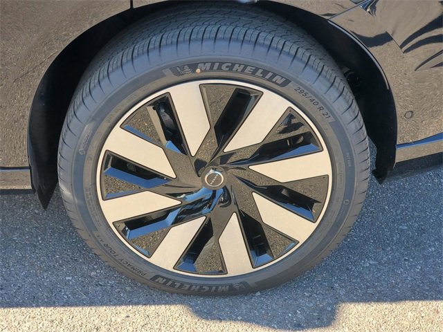 New 2025 Volvo EX90 Plus w/ Protection Package Premier image 7