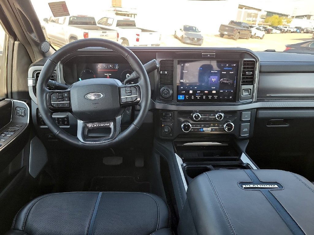 Used 2026 Ford F250 Platinum AWD/4WD image 11