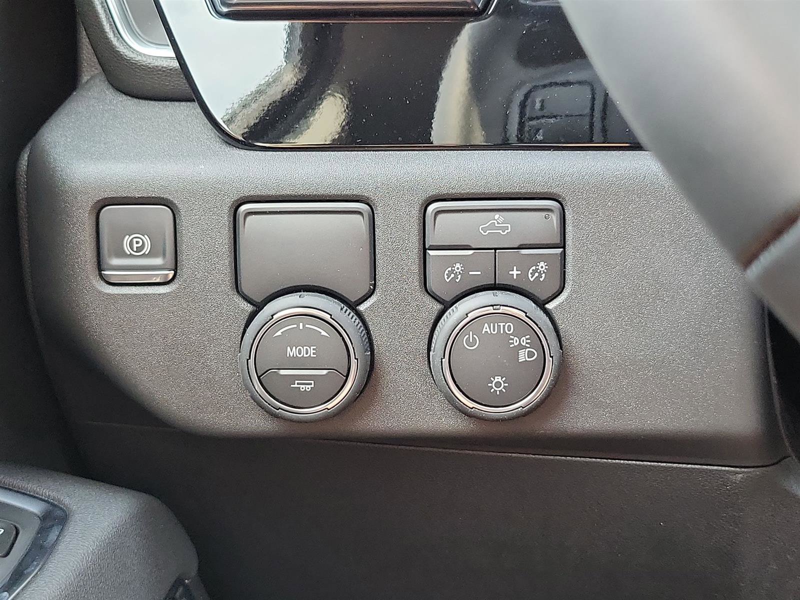 New 2025 Chevrolet Silverado 1500 LT w/ Convenience Package II image 18