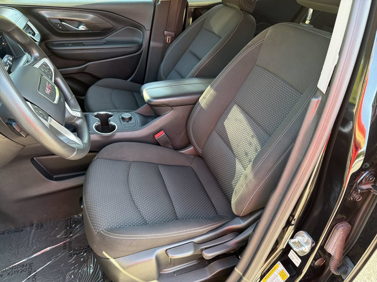 Used 2024 GMC Terrain SLE FWD image 16