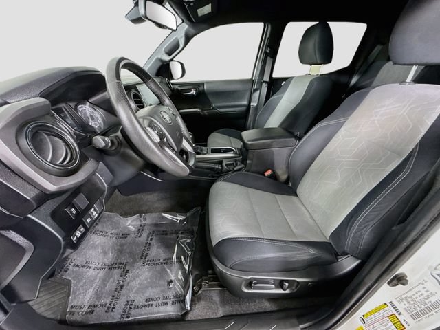 Certified 2022 Toyota Tacoma TRD Off-Road w/ Technology Package AWD/4WD image 21