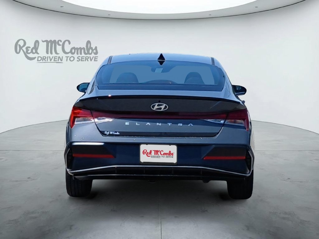 New 2026 Hyundai Elantra SEL Sport FWD image 4