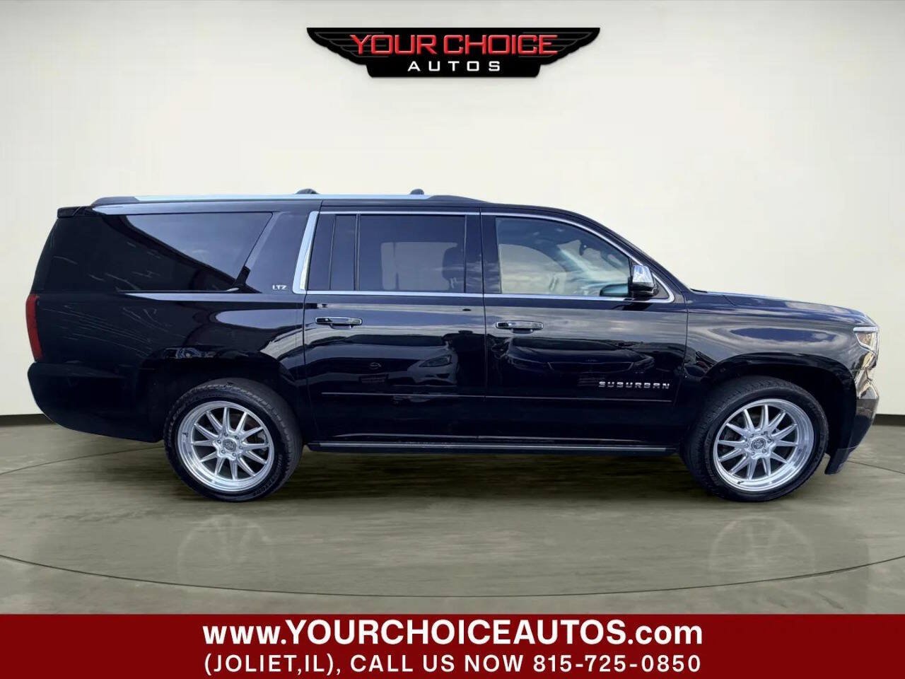 Used 2016 Chevrolet Suburban LTZ AWD/4WD image 10