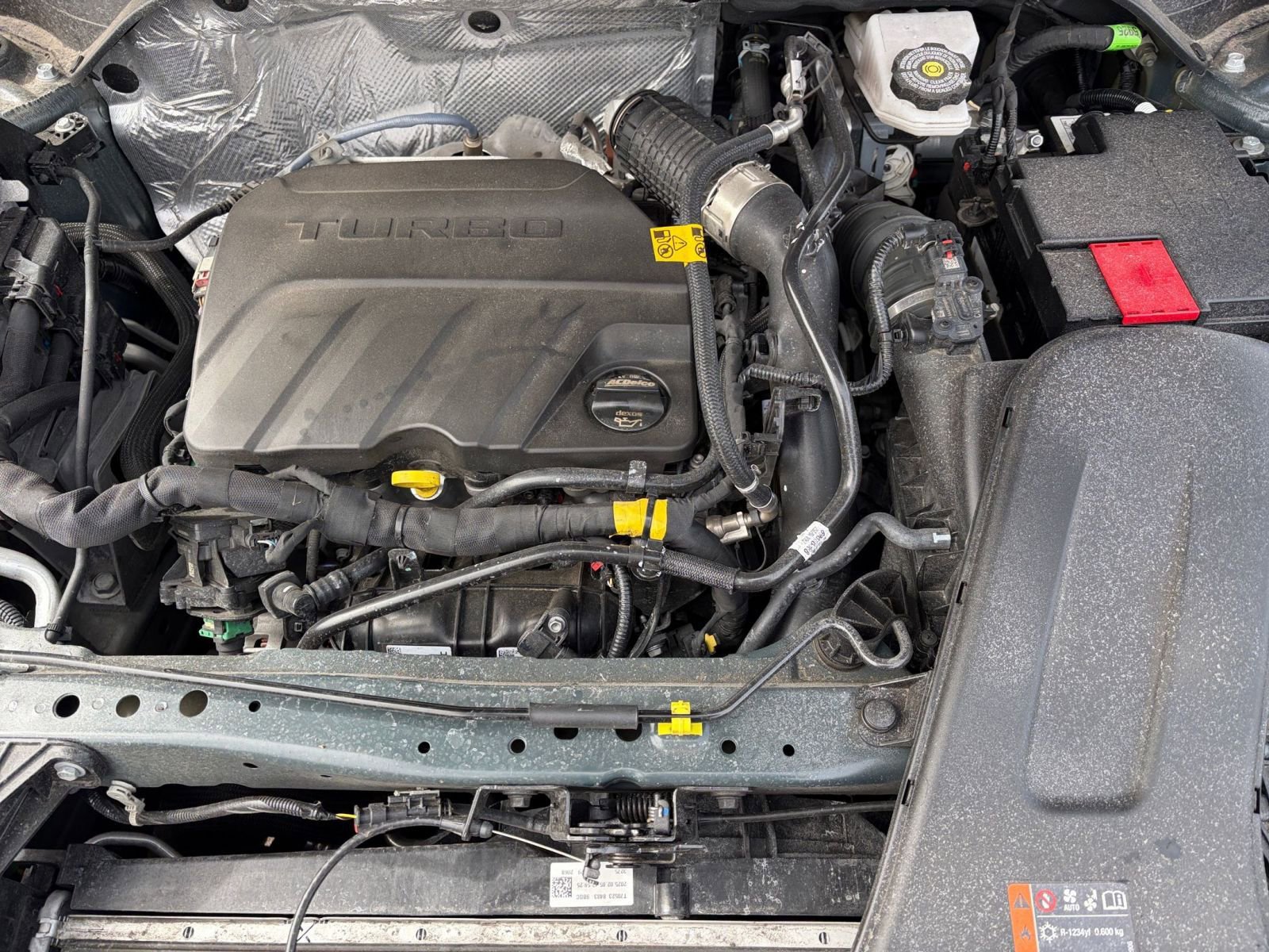 Used 2025 Chevrolet Trax LT image 30